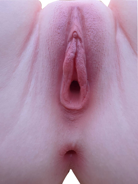 Super Realistic Silicone Vagina (6.4KG) - Weight for Firm, Bed-Top Stability