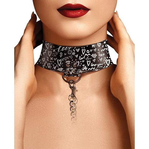 Shots - Ouch Love Street Art Fashion Printed Collar with Leash (Black)